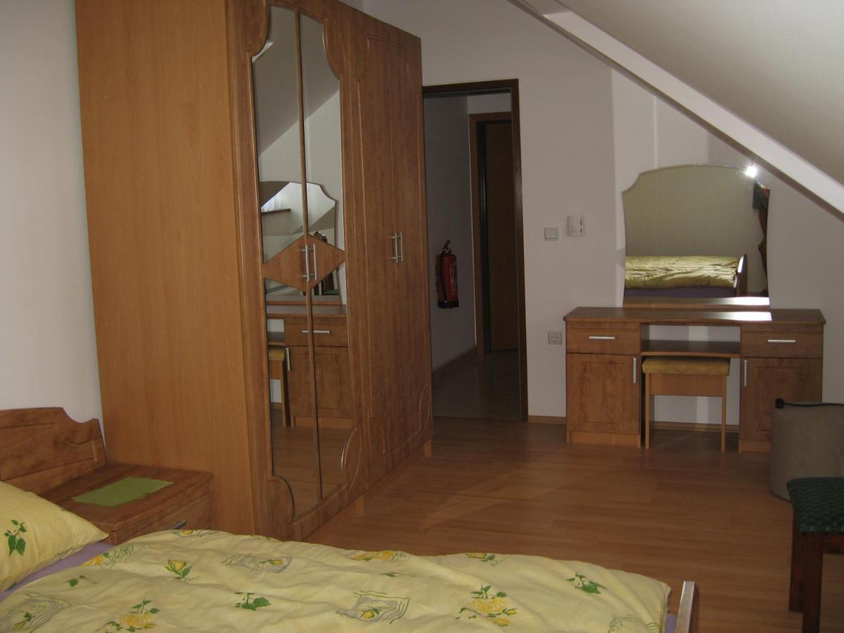 Apartments - Turisticna Kmetija Vrbnjak Ljutomer Exterior foto