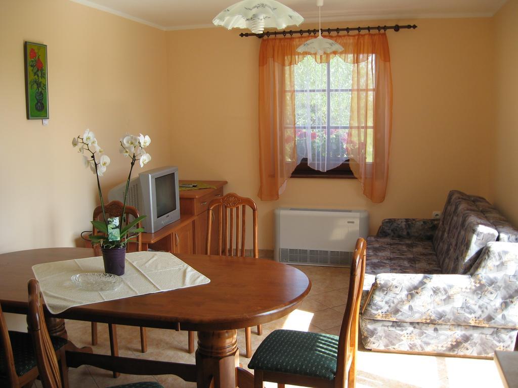 Apartments - Turisticna Kmetija Vrbnjak Ljutomer Habitación foto